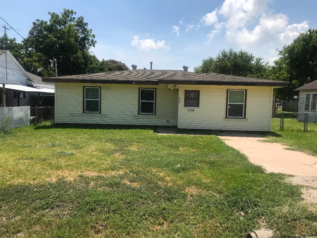 Property main image